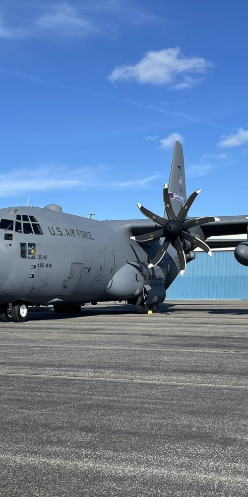 Lounge crowding forecast graphical representation